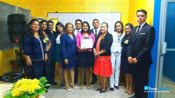 Foto de la Polytechnic University of Honduras #15