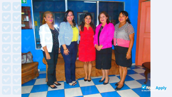 Foto de la Polytechnic University of Honduras #19