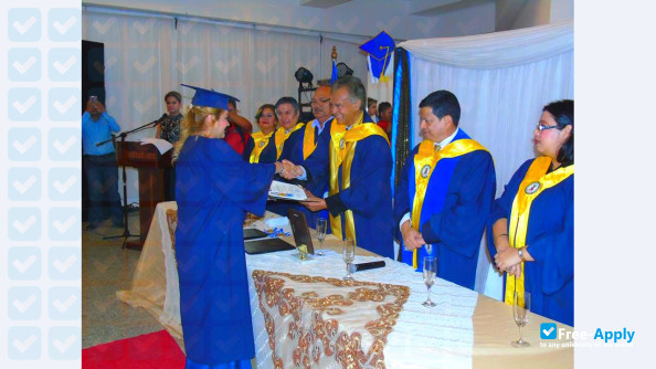 Foto de la Polytechnic University of Honduras #27