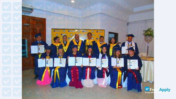 Foto de la Polytechnic University of Honduras #9