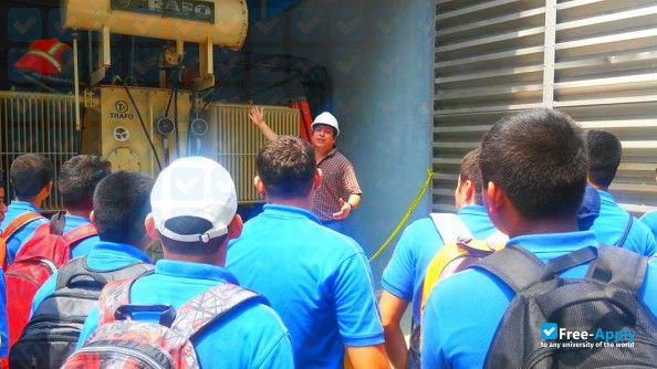 Technical Institute of Electrical and Electronics photo #12