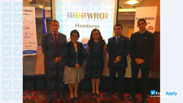 Photo de l’Catholic University of Honduras #12