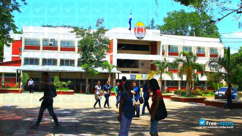Foto de la National Autonomous University of Honduras #5