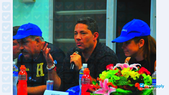University of San Pedro Sula photo #49