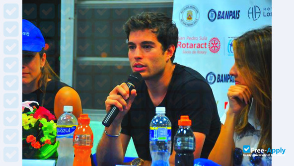 University of San Pedro Sula photo #50