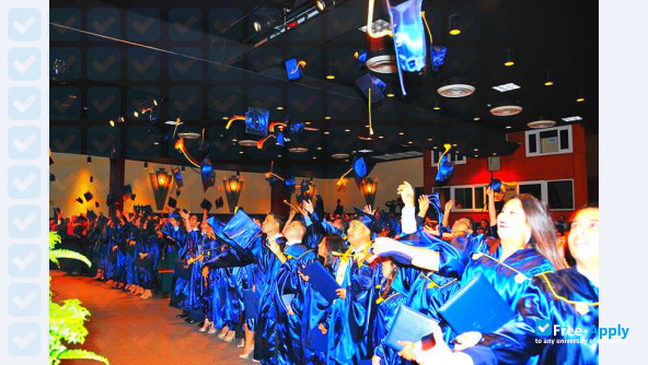 University of San Pedro Sula photo #22