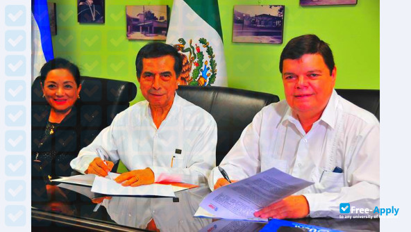 University of San Pedro Sula photo #42