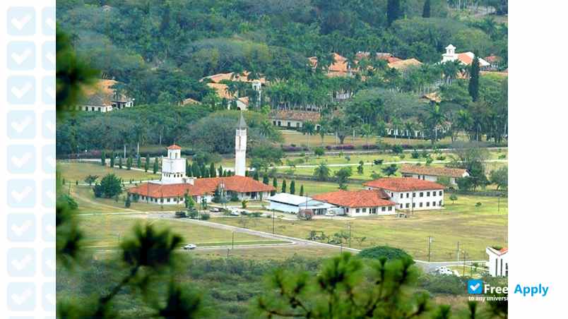 Photo de l’Zamorano's Panamerican Agricultural School #11