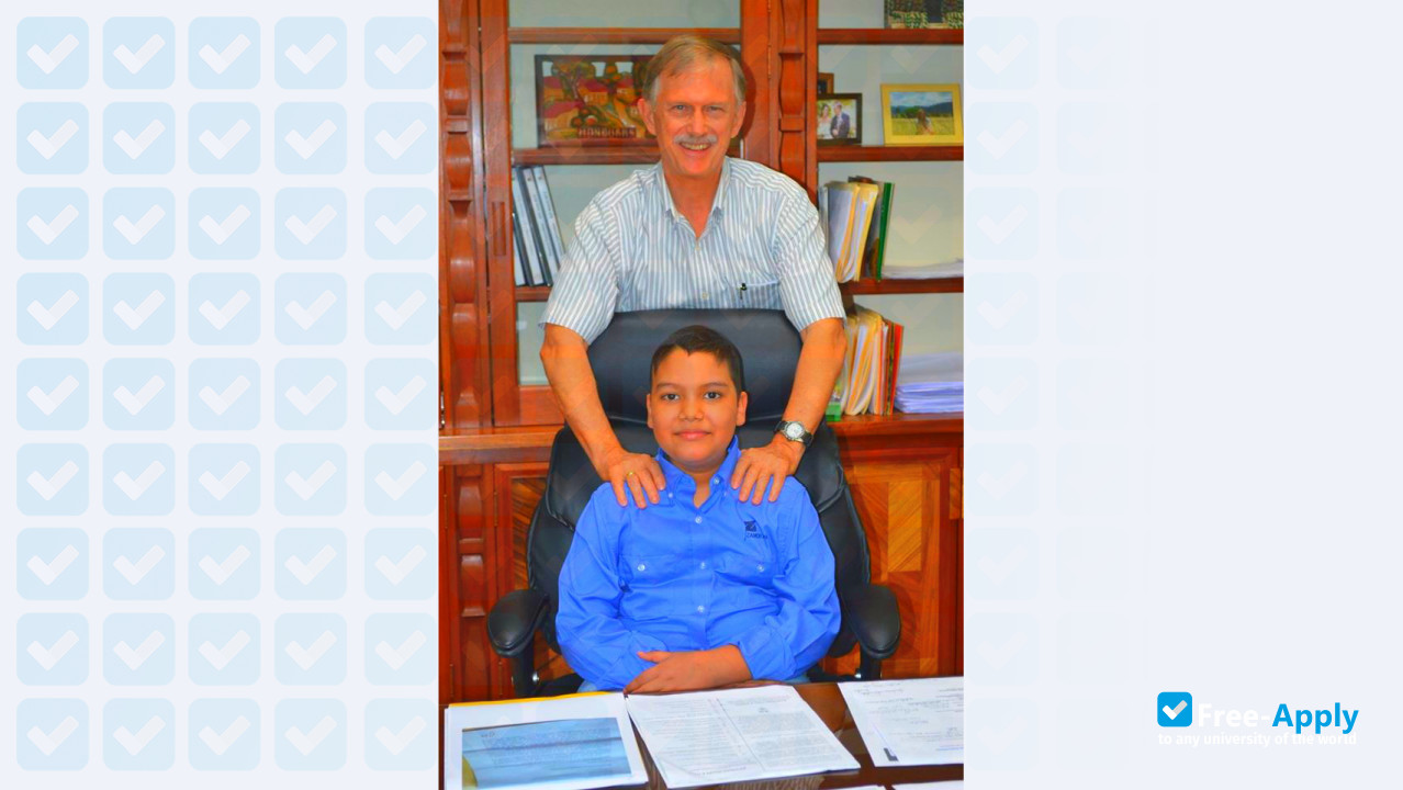 Photo de l’Zamorano's Panamerican Agricultural School #15