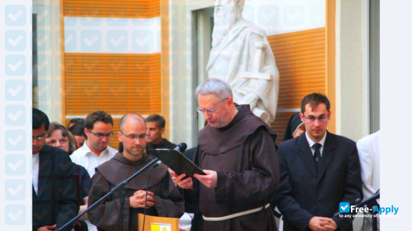 Foto de la Sapientia School of Theology #8