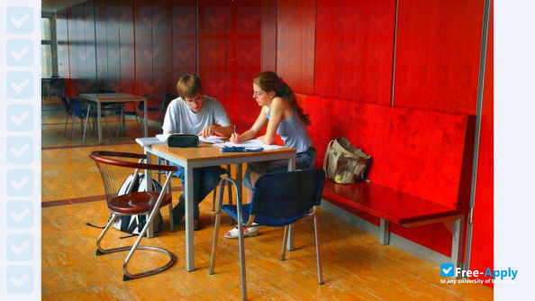 Foto de la Széchenyi István University