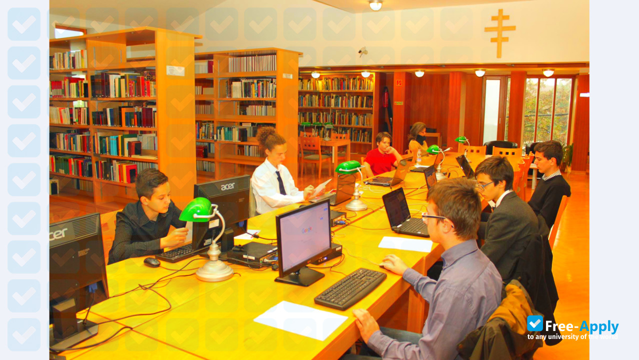 Szent Atanáz Greek Catholic Theological Institute, Nyíregyháza photo #6