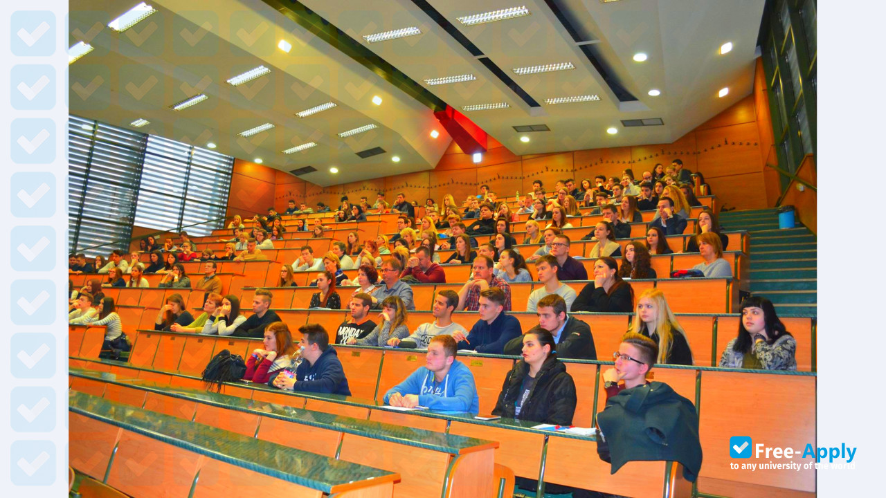 Photo de l’University of Pécs #8