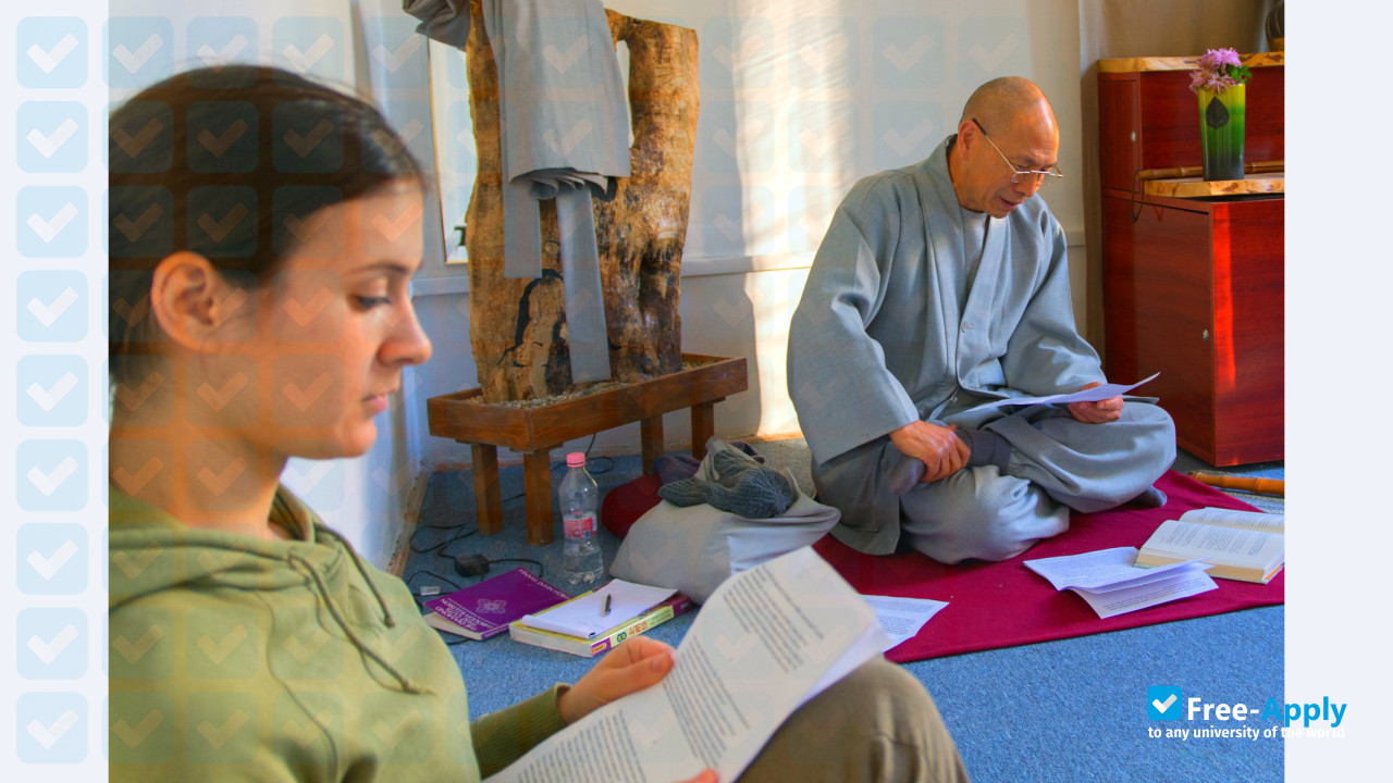 Photo de l’The Gate of the Teaching Buddhist College #6