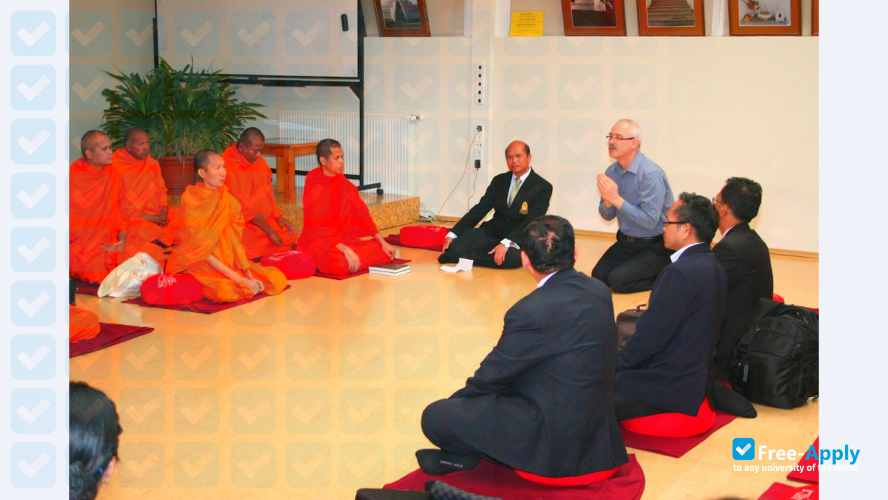 Photo de l’The Gate of the Teaching Buddhist College #3