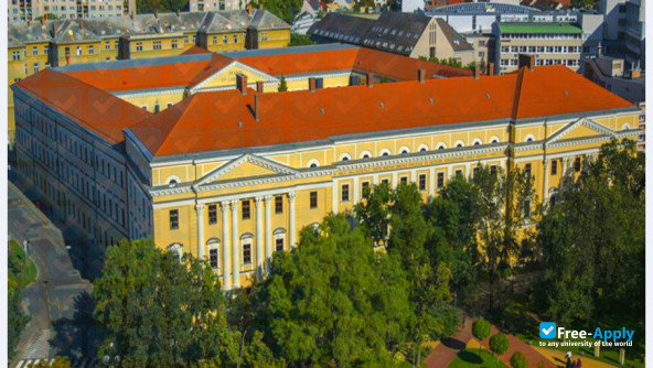 Debrecen Reformed Theological University фотография №3