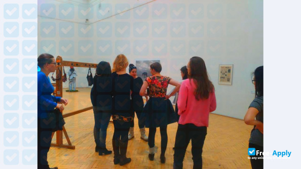 Hungarian University of Fine Arts photo #3
