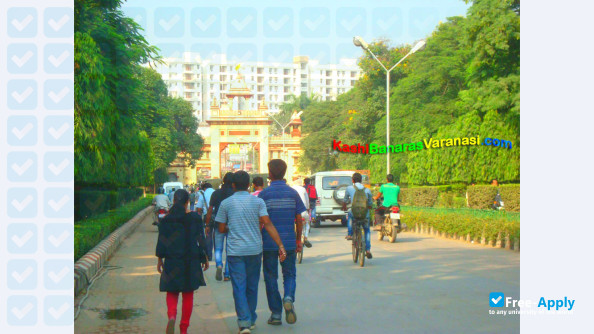 Photo de l’Institute of Medical Sciences Banaras Hindu University #7
