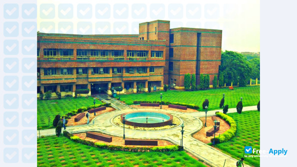 Foto de la Delhi Technological University #8