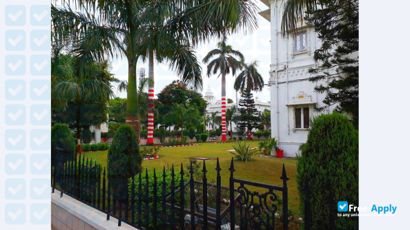 Chhatrapati Shahuji Maharaj Medical University photo #2