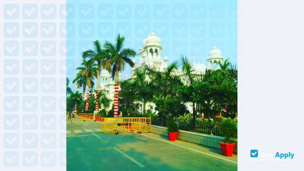Chhatrapati Shahuji Maharaj Medical University photo #7