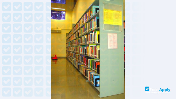 Dhirubhai Ambani Institute of Information and Communication Technology photo #5