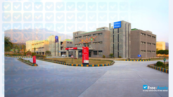 Photo de l’University of Petroleum & Energy Studies #2