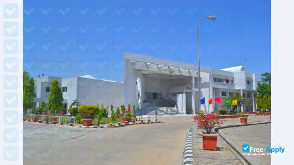 Photo de l’Babasaheb Bhimrao Ambedkar University Lucknow #6