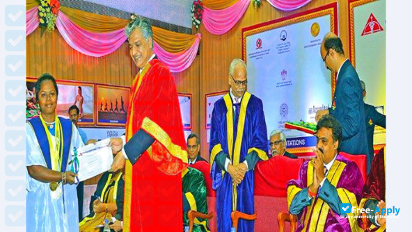 Foto de la Sri Ramachandra University (Sri Ramachandra Medical College and Research Institute) #8