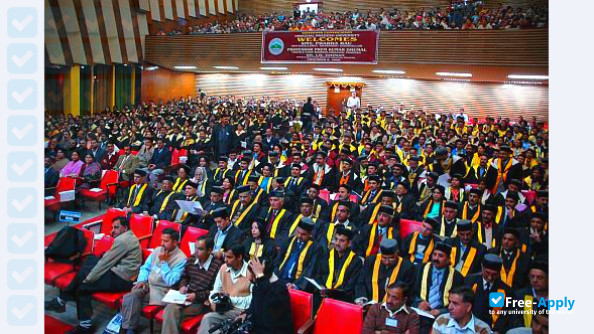 Photo de l’Himachal Pradesh University #10