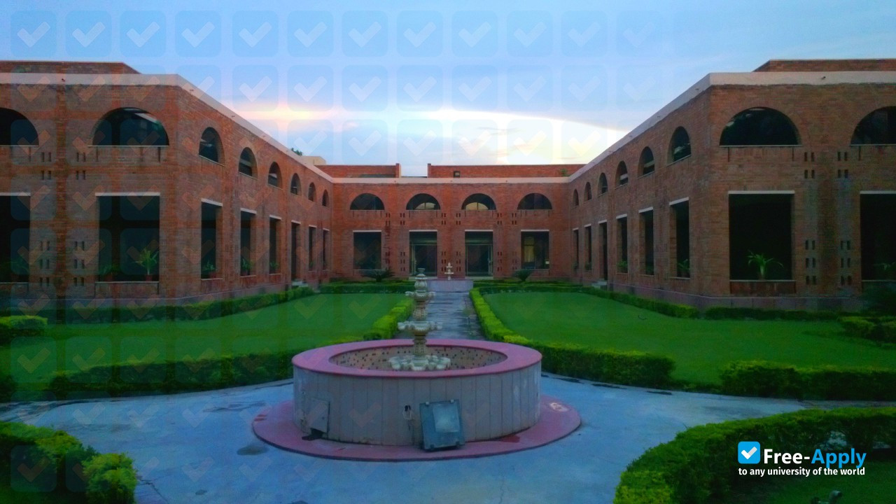 Photo de l’Management Development Institute #8