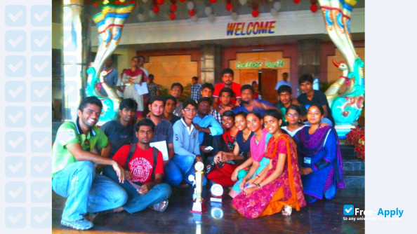 Photo de l’Pondicherry Engineering College #10