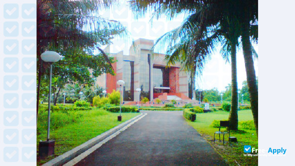 Foto de la Indian Institute of Management Calcutta #16