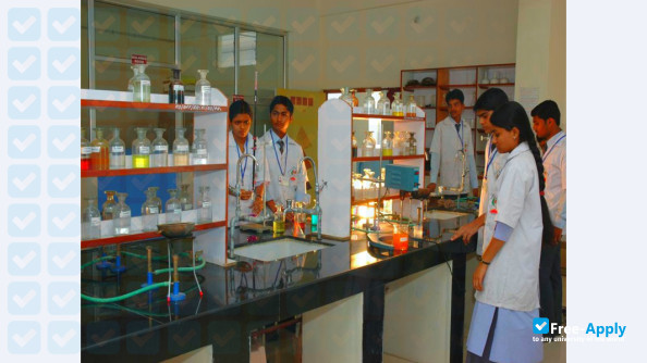 Foto de la Sinhgad College of Pharmacy #5