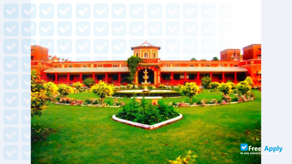 Dayalbagh Educational Institute photo #6