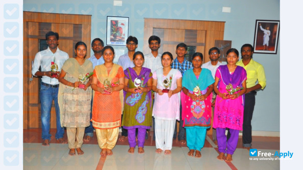 Foto de la Acharya Nagarjuna University #3