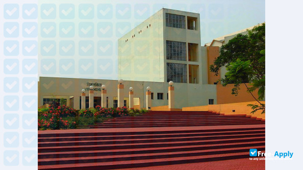 Indian Institute of Technology Kharagpur photo #9