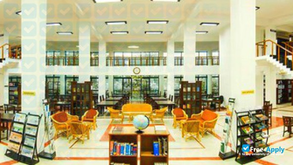 Alliance University photo #9