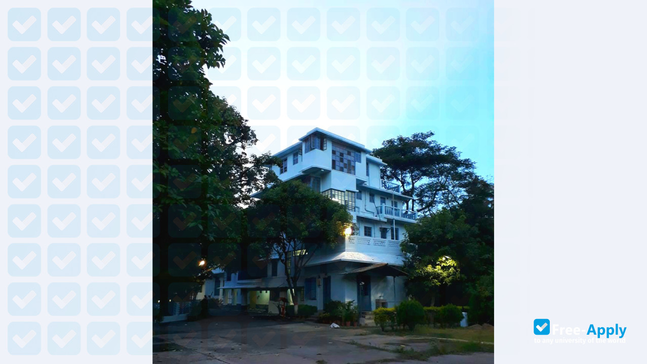 Foto de la Indian Statistical Institute #8