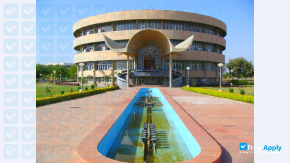 Guru Jambheshwar University of Science & Technology фотография №10
