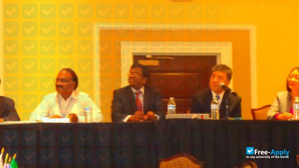 Foto de la Saint John's National Academy of Health Sciences India