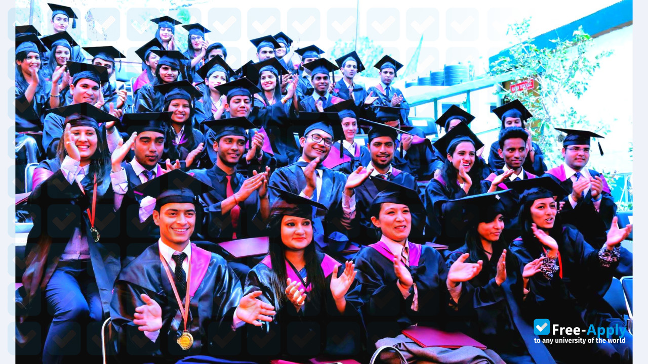 Shoolini University of Biotechnology and Management Sciences photo #5