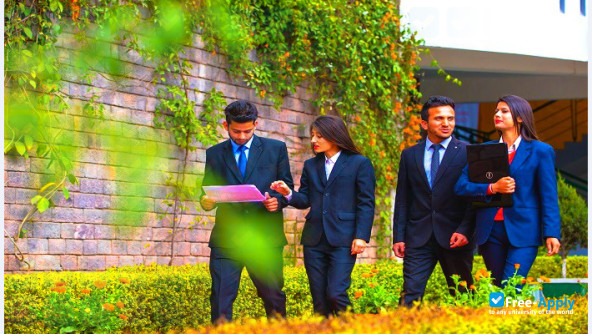 Shoolini University of Biotechnology and Management Sciences photo #3