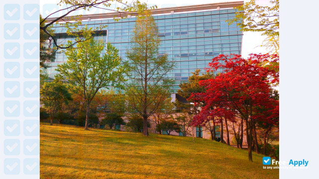 Shoolini University of Biotechnology and Management Sciences photo #1