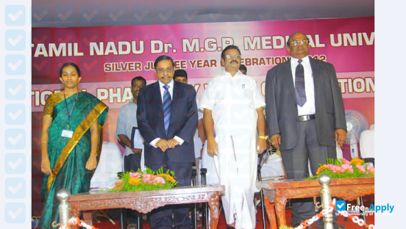 Photo de l’Tamil Nadu Dr M G R Medical University #5
