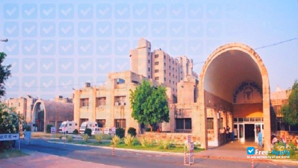 Photo de l’Sanjay Gandhi Postgraduate Institute of Medical Sciences #7