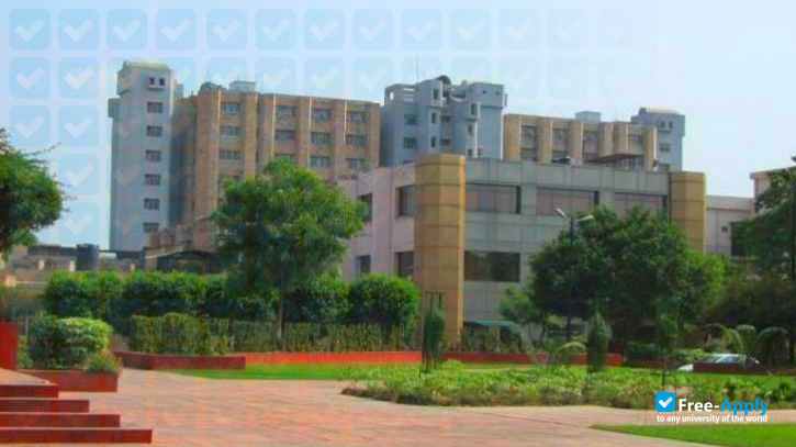 Photo de l’Sanjay Gandhi Postgraduate Institute of Medical Sciences #6
