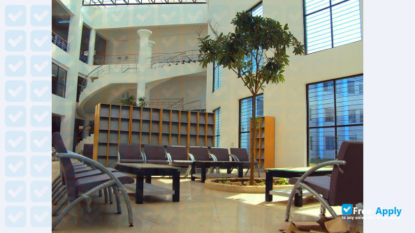 Foto de la Hidayatullah National Law University Raipur #9