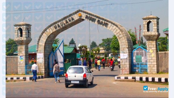 University of Kashmir фотография №2