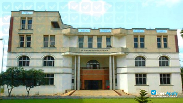 Photo de l’Velammal Engineering College #3